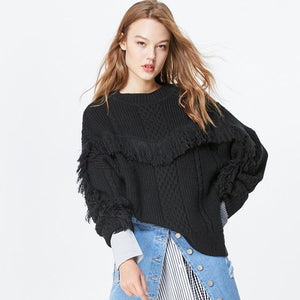 Loose Fit Fringe Knitted Sweater