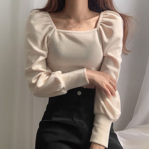 Puffed Shoulder Knitted Top